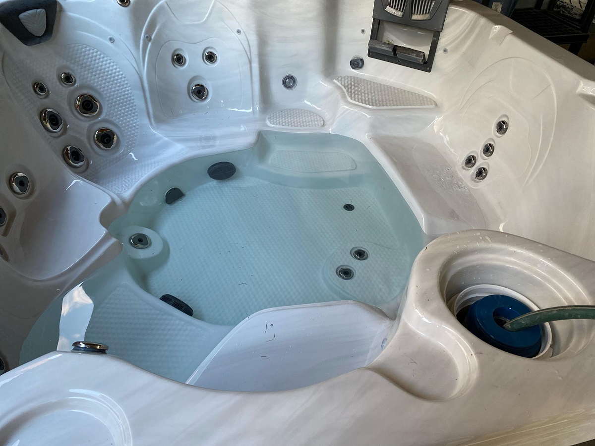 How To Fill Up A Hot Tub