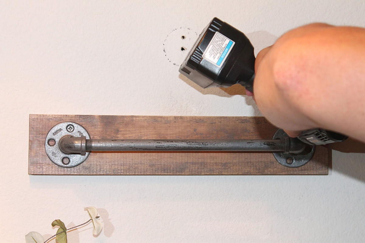 How To Fix Towel Rack In Drywall