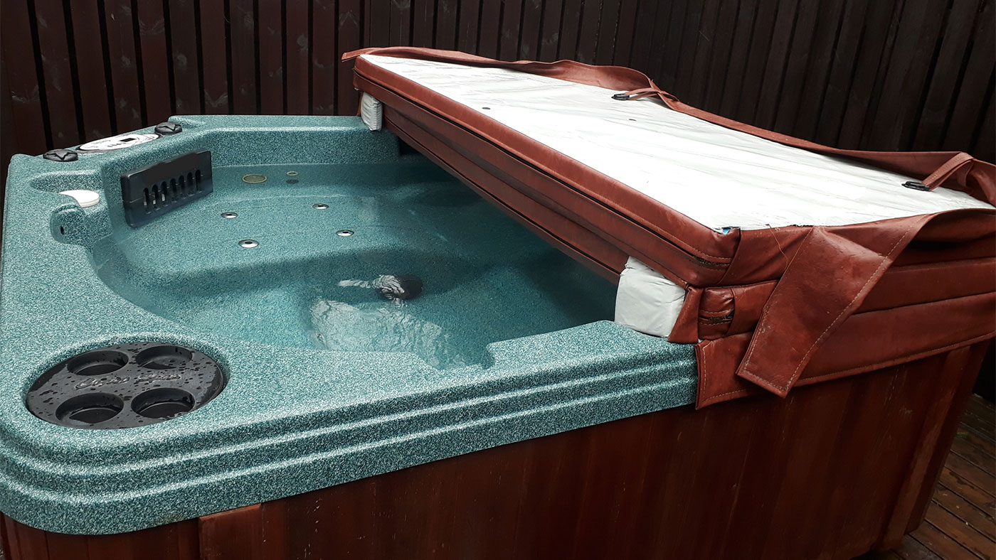 How To Fix Waterlogged Hot Tub Cover