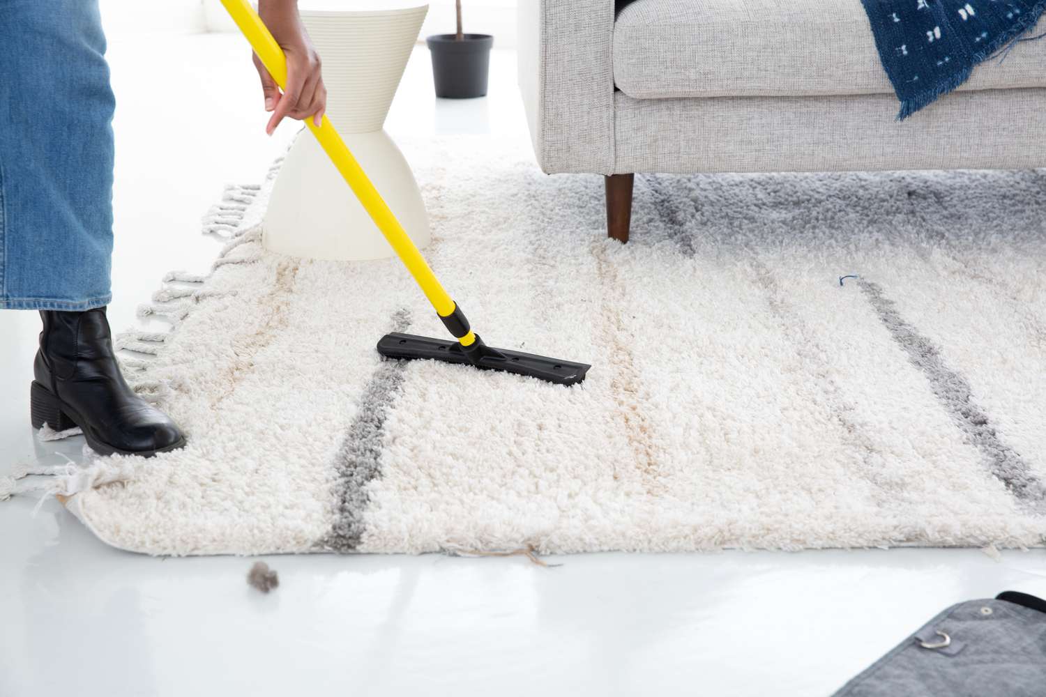 How To Get Pet Hairs Out Of A Carpet