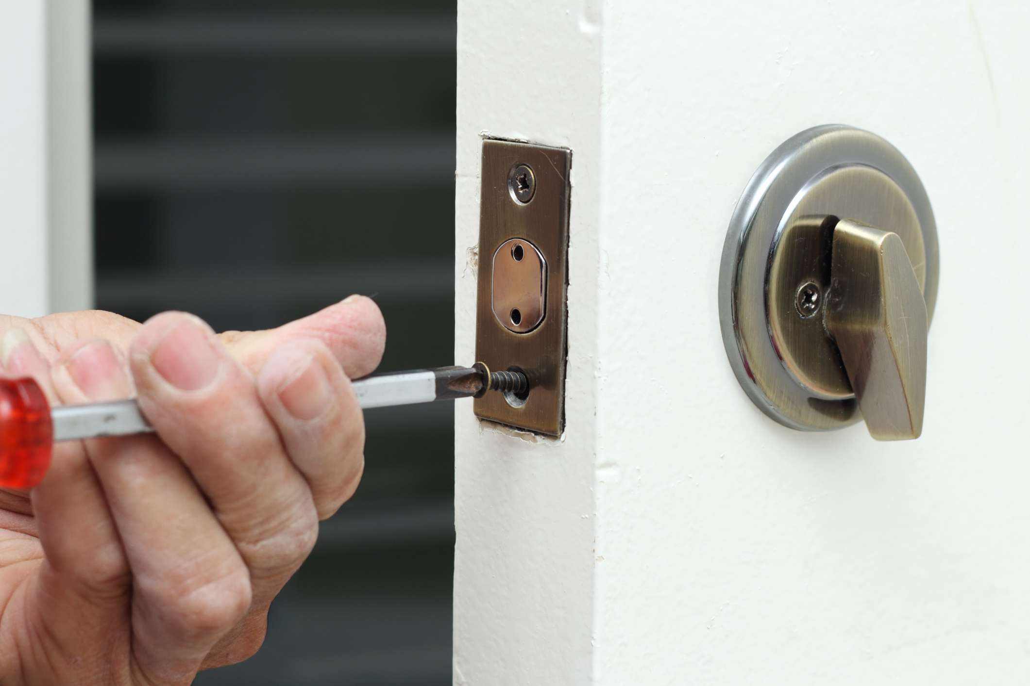 How To Install A Deadbolt Lock On A Door | Storables