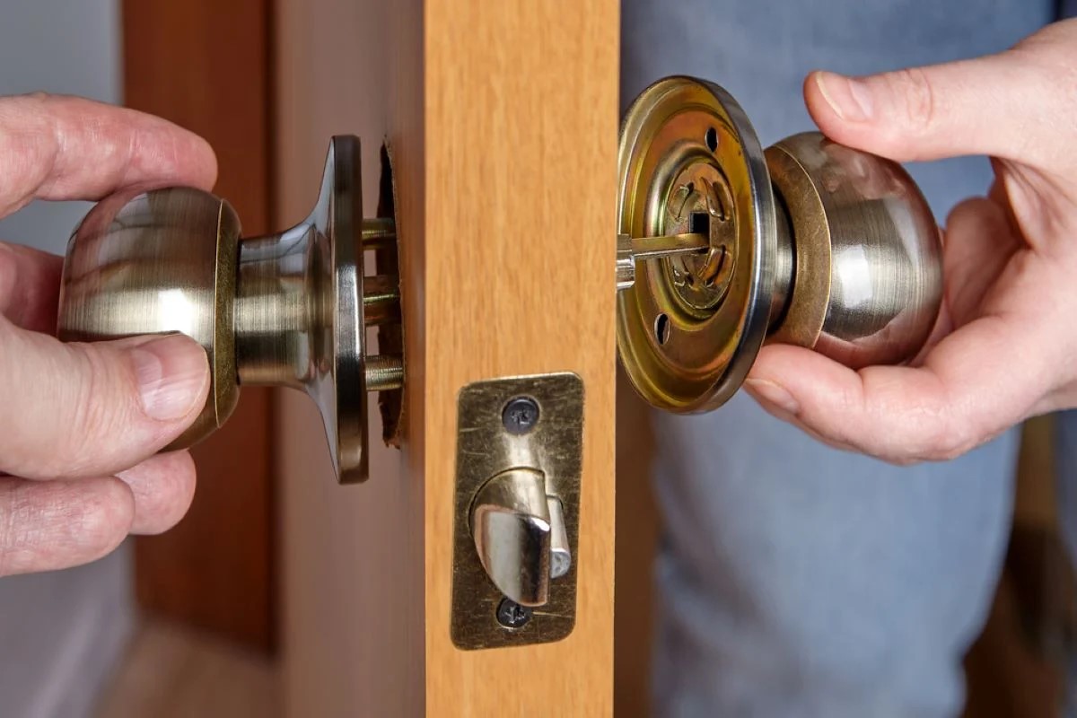 Door lock cover install 