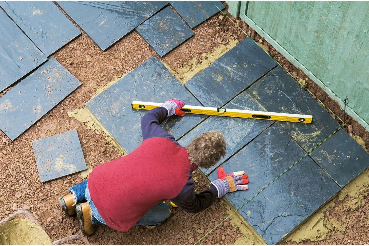 How To Lay A Patio Slab