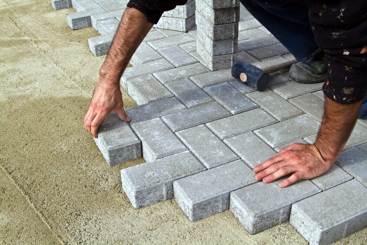 How To Lay Down Pavers For A Patio