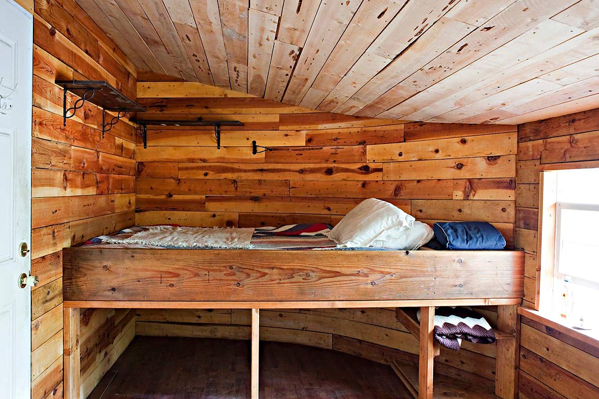 How To Live In A Tool Shed Or Small Building