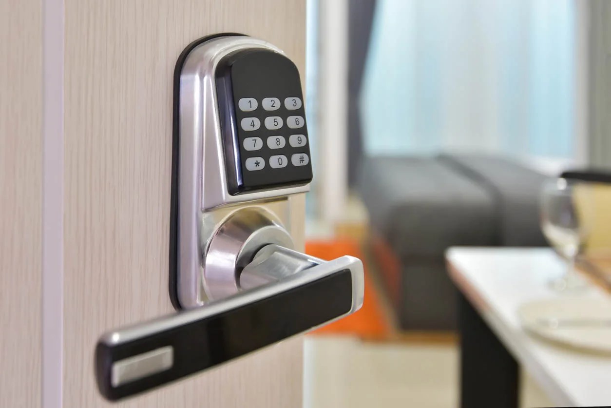 How To Lock A Keyless Entry Door