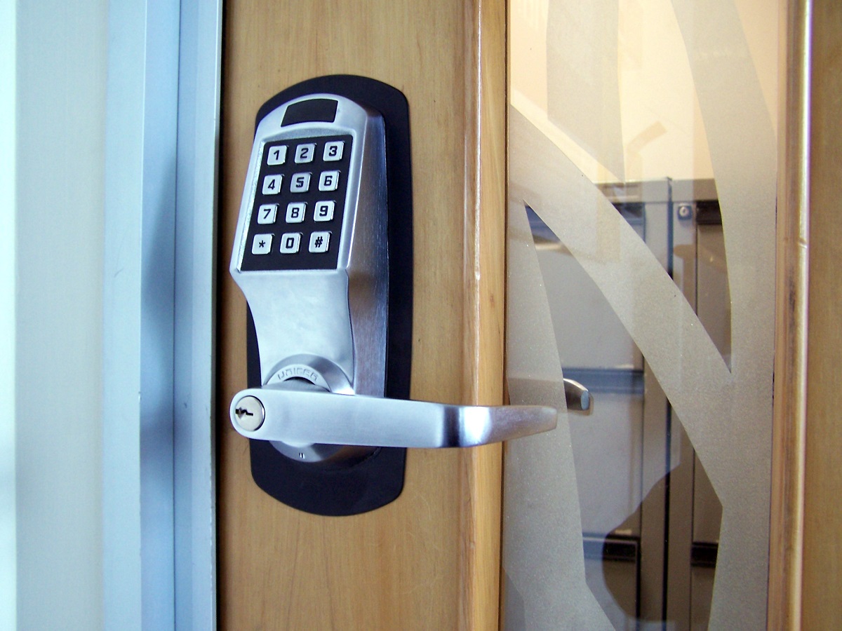 How To Lock An Automatic Door