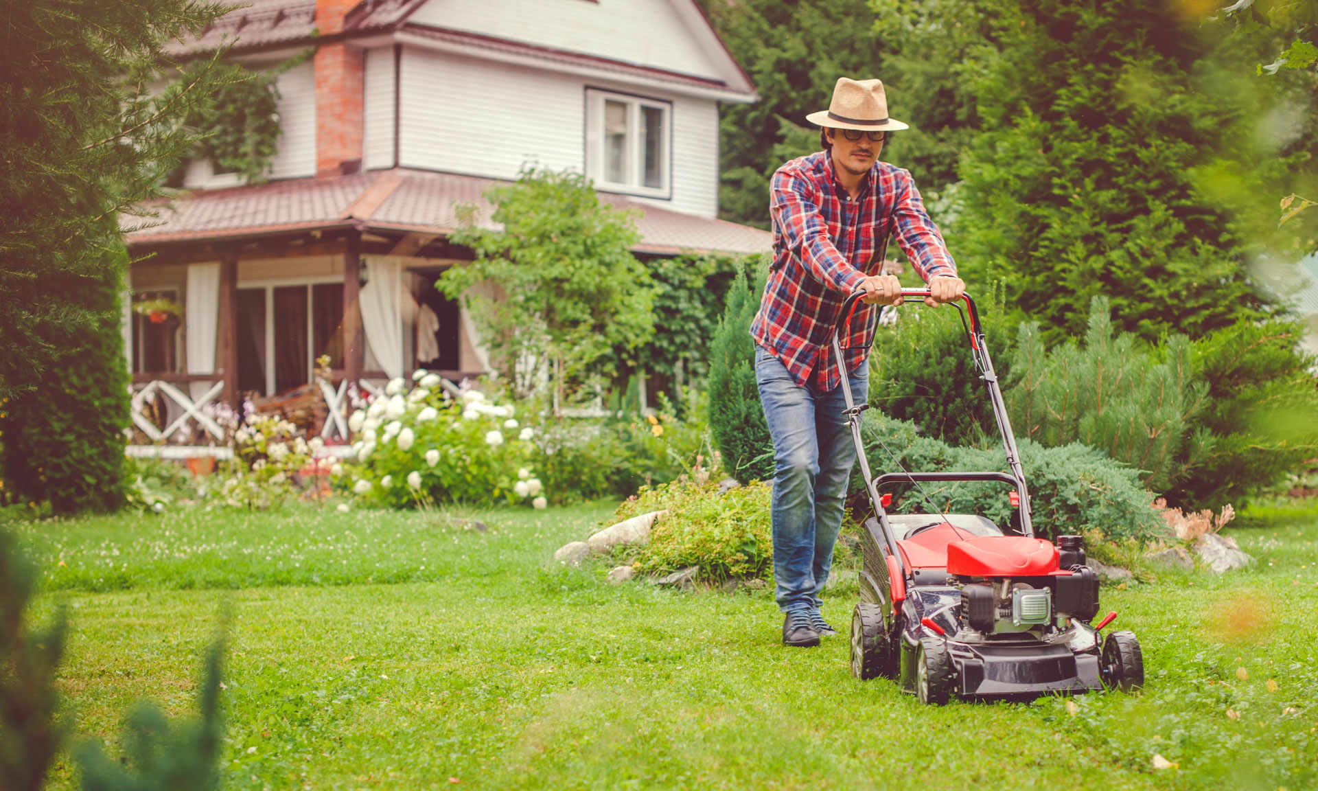 How To Make Money Mowing Lawns