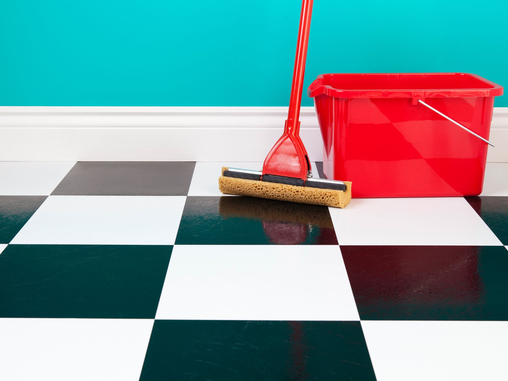 How To Mop Linoleum Floors