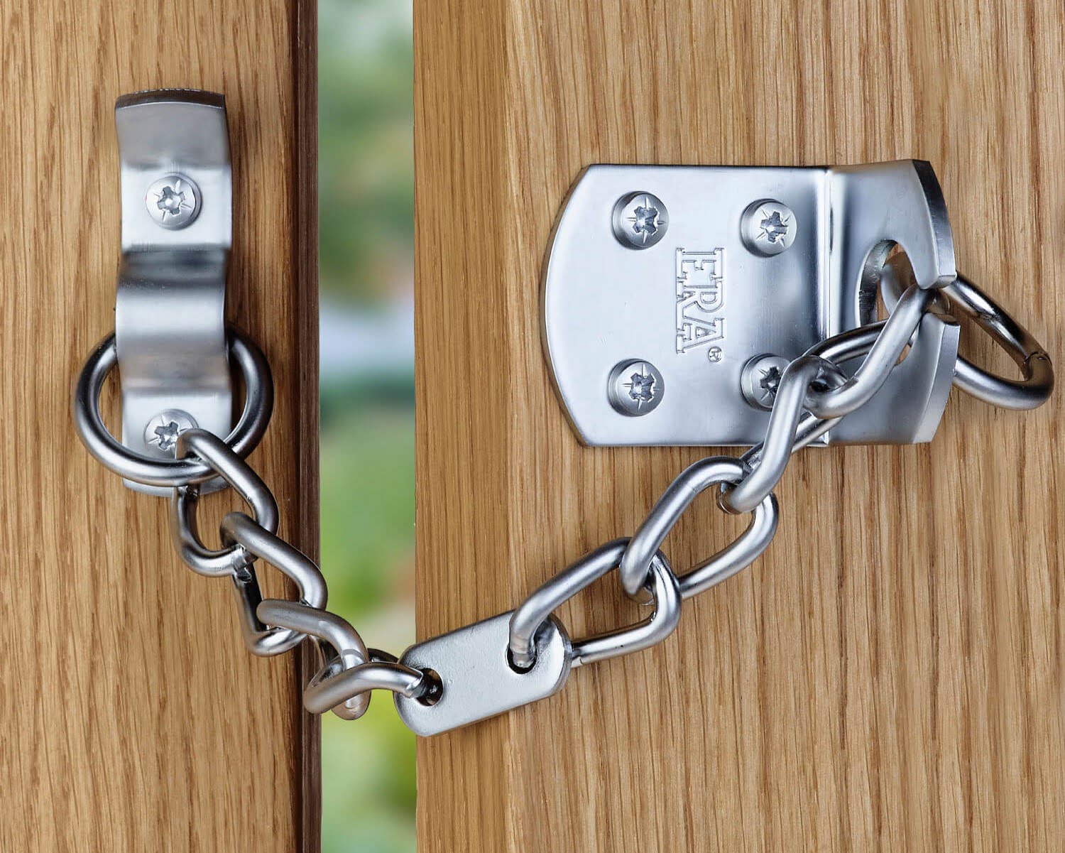 How To Open Chain Lock On Door From Outside