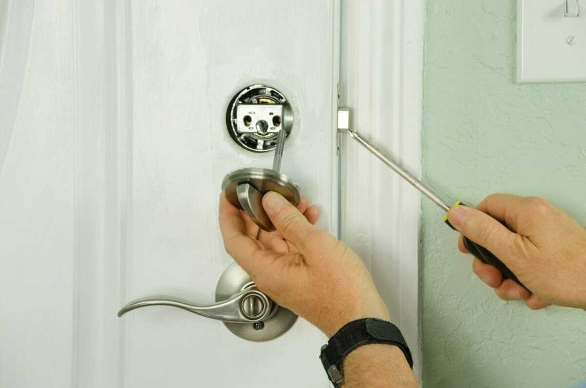 How To Open Interior Door Lock Without Key