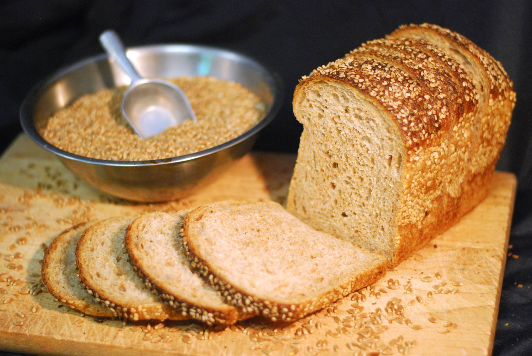How To Put Sesame Seeds On Bread