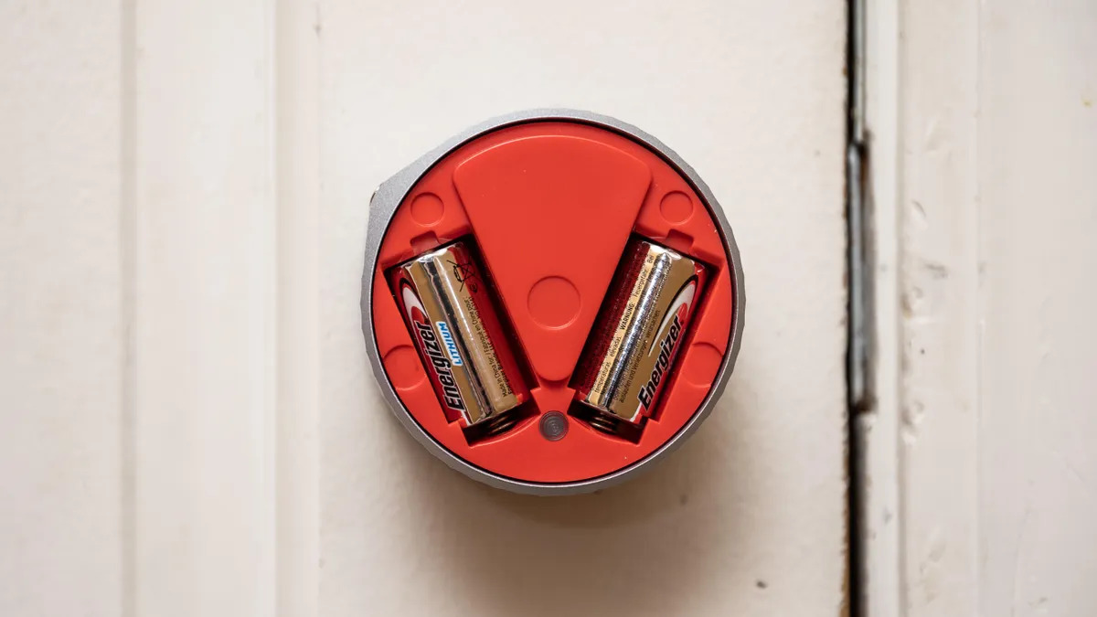 How To Replace August Smart Lock Batteries | Storables