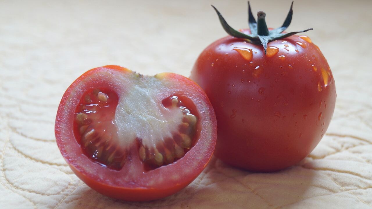 How To Save Tomato Seeds To Replant