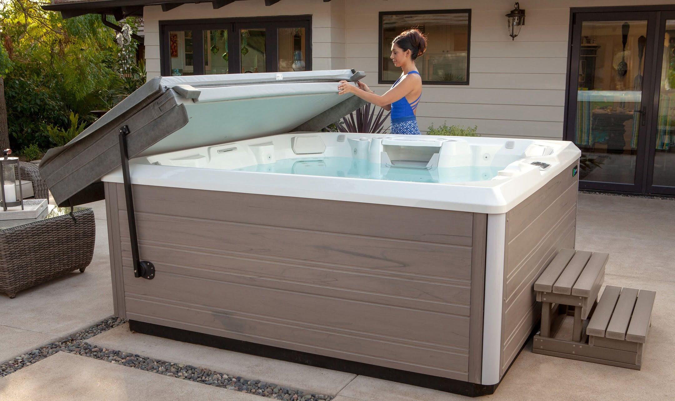 How To Use A Hot Tub Cover Lifter