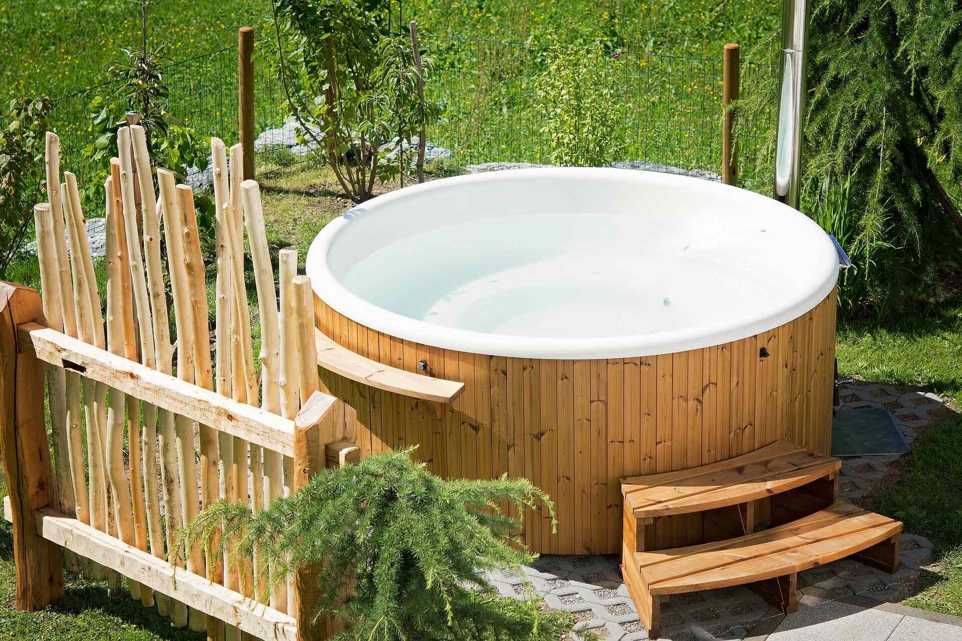 How To Waterproof A Wooden Hot Tub