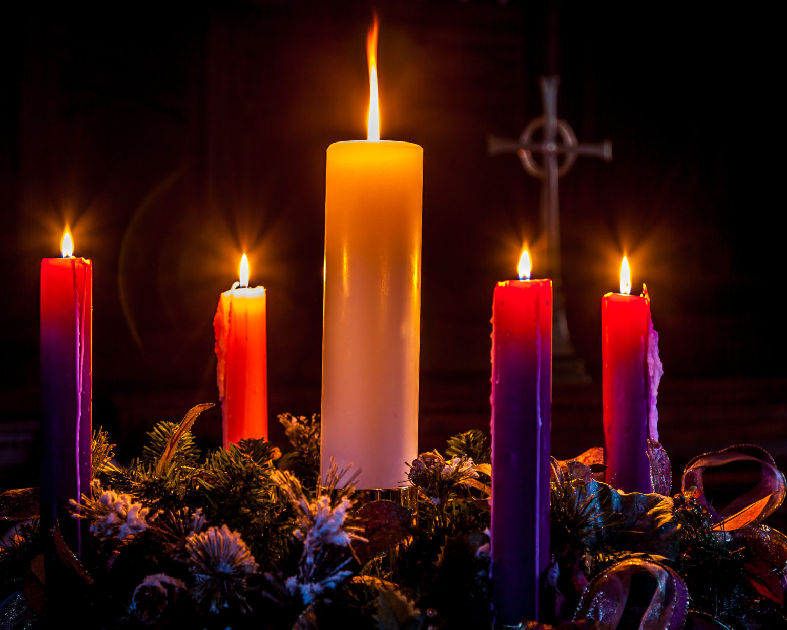 What Are The Colors Of The Advent Candles