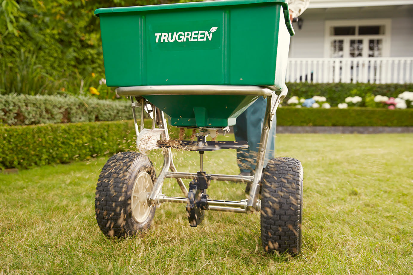 What Does Trugreen Use On Lawns