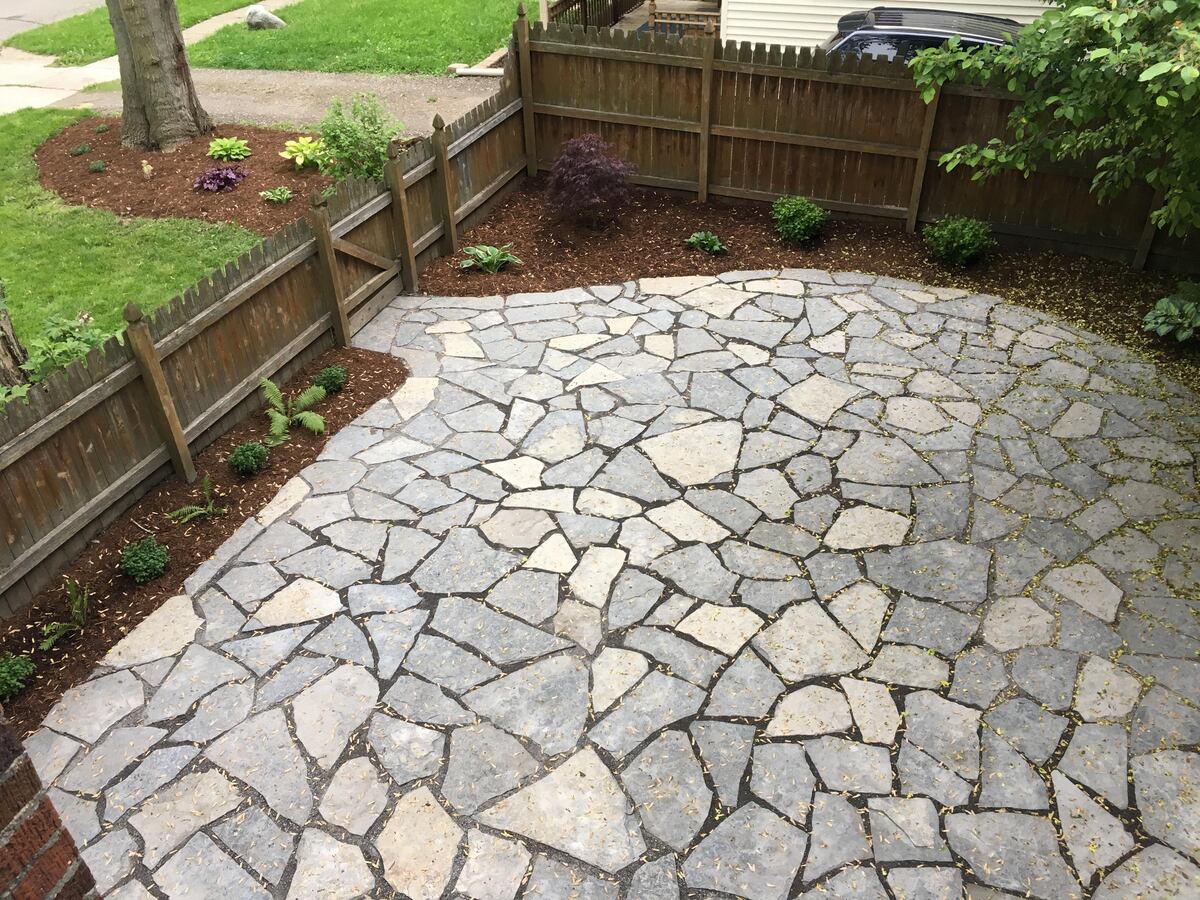 What Is A Flagstone Patio