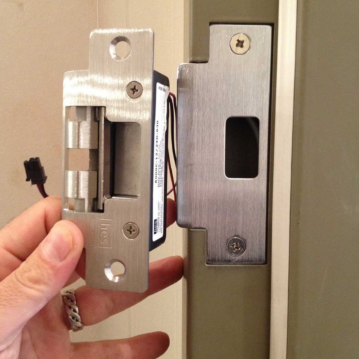 What Is An Electric Strike Door Lock