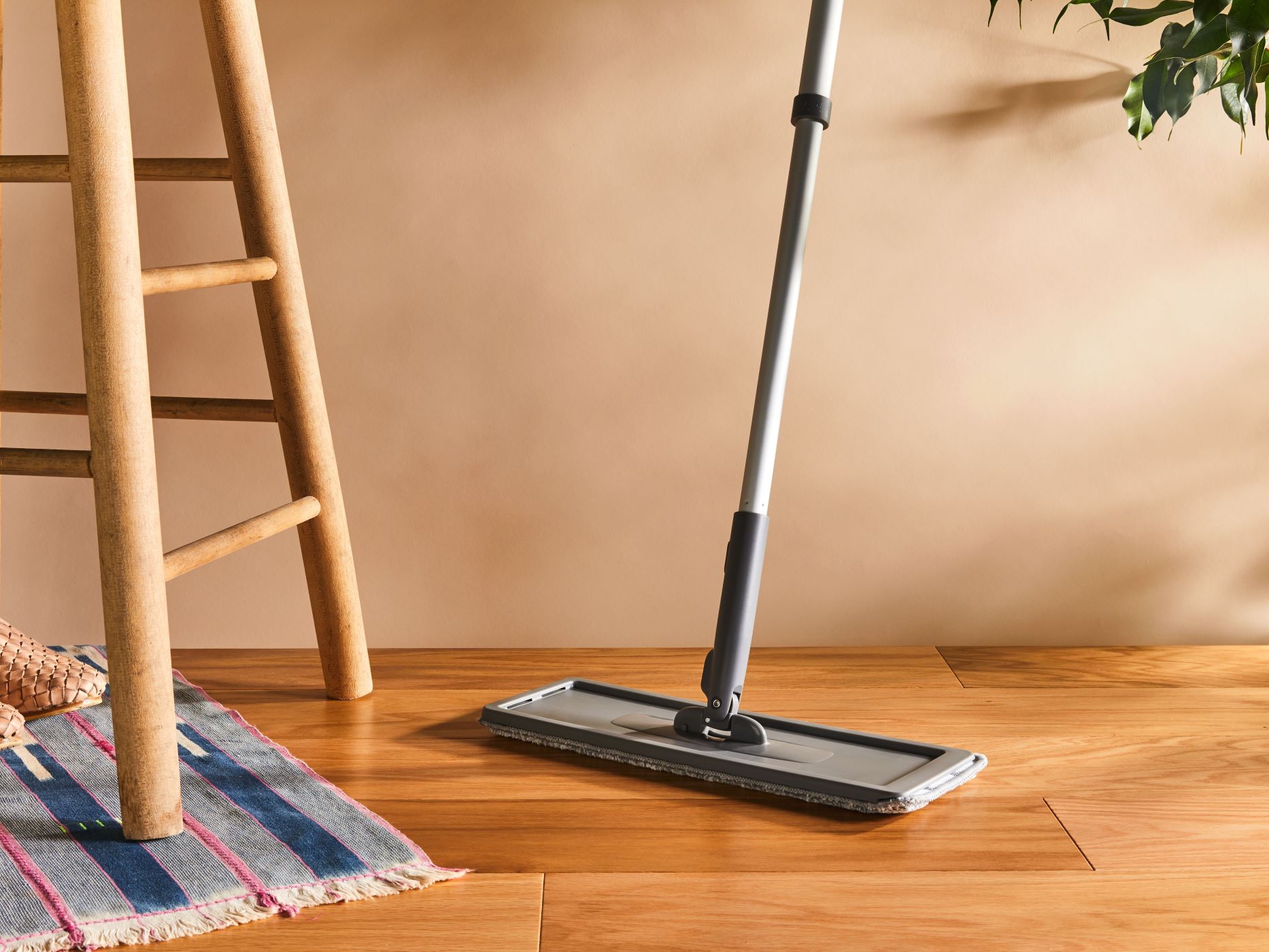 What Is The Best Mop To Use On Hardwood Floors