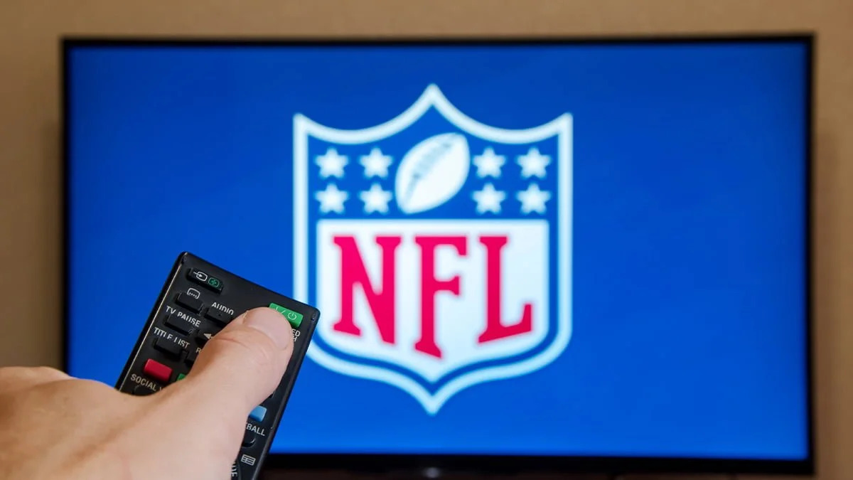 What NFL Teams Are Playing Tonight On Television?