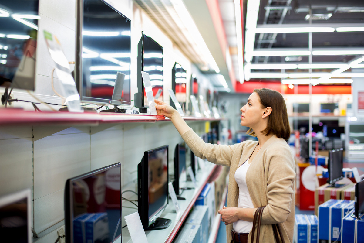 When Is The Best Time To Purchase A Television