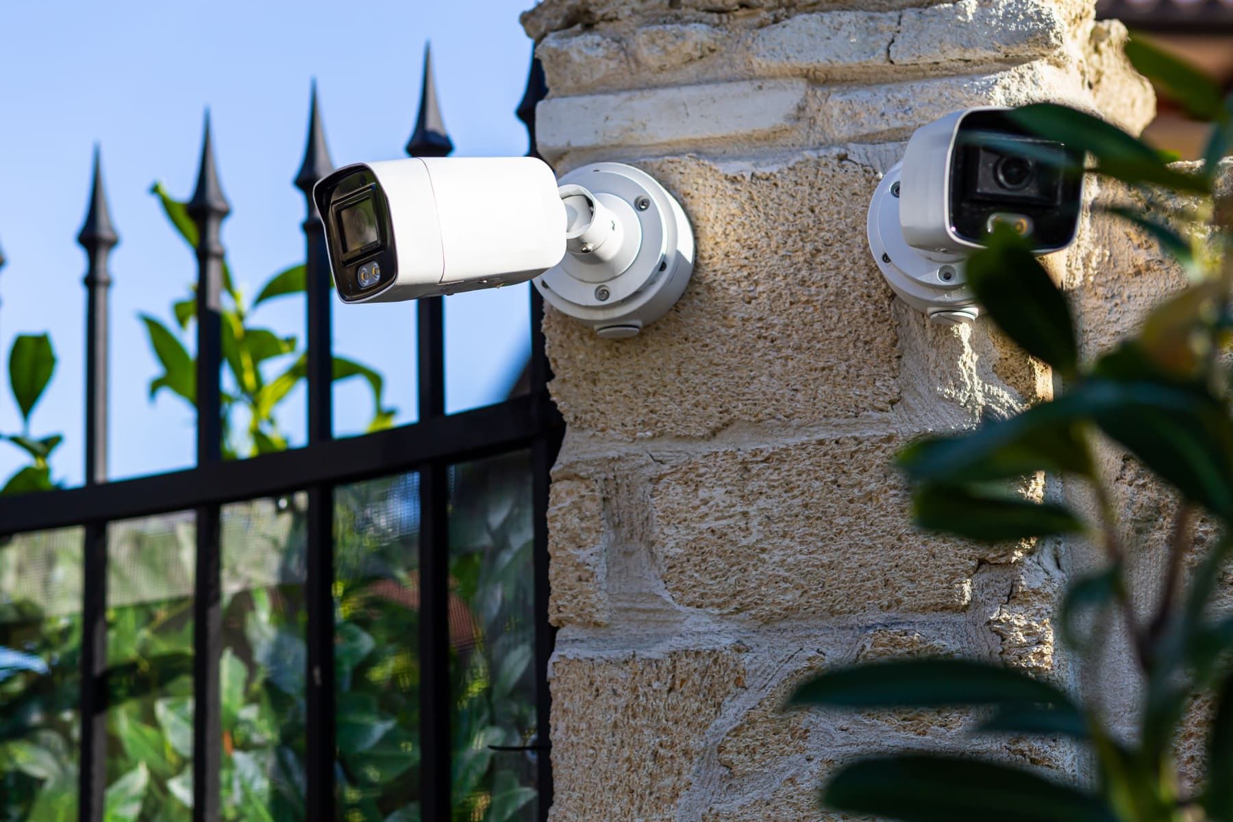Which Outdoor Camera Is Compatible With Honeywell Lynx Security System?