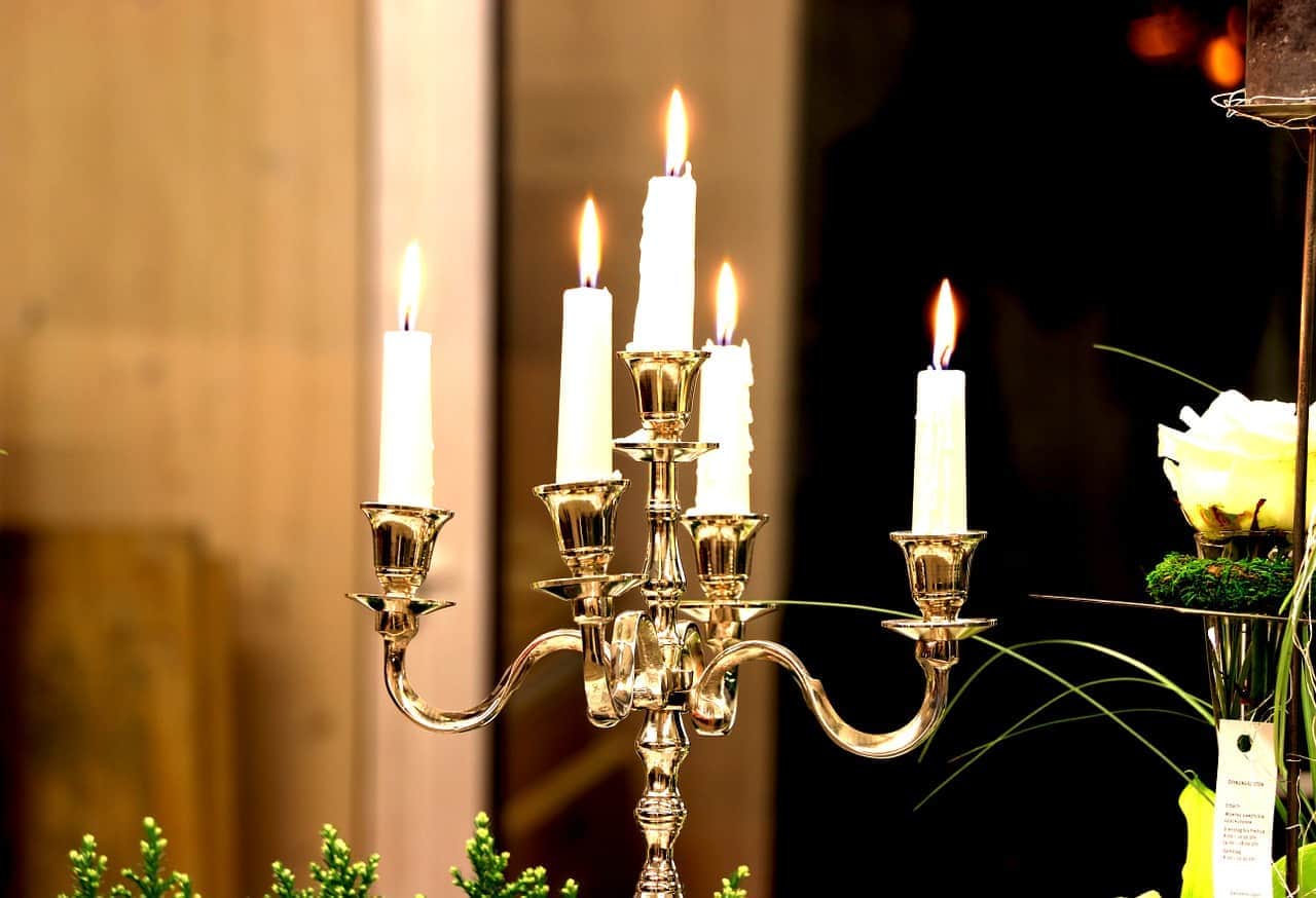 Why Do We Light Candles On Shabbat