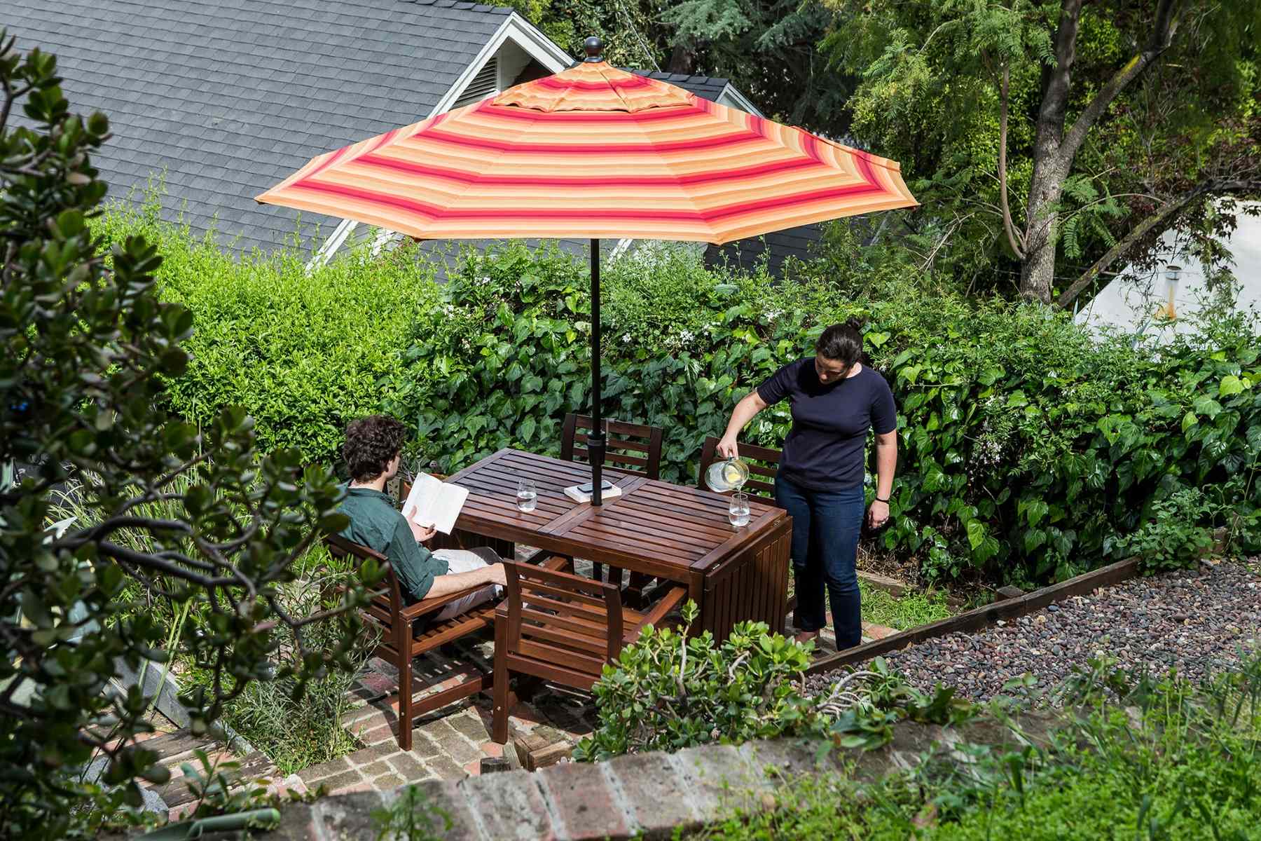 14 Best Picnic Table Umbrellas For Shade For 2024