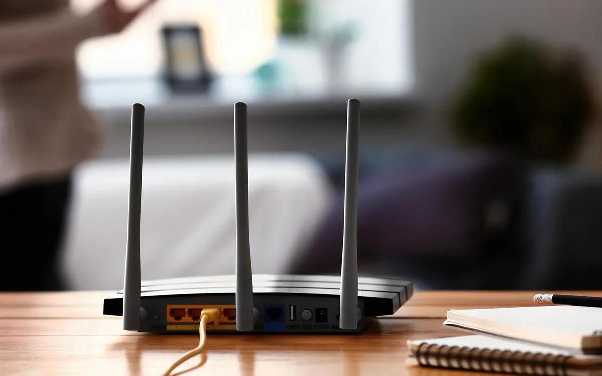How Far Away Should You Be From A Wi-Fi Router
