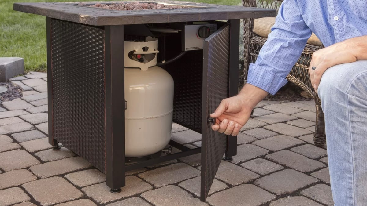 How Far Should A Fire Pit Be From A Propane Tank