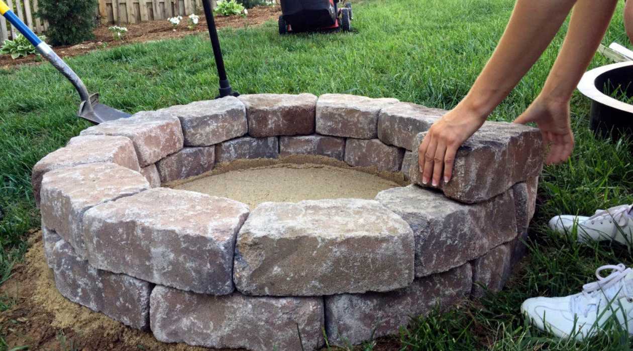 How Many Stones To Build A Fire Pit