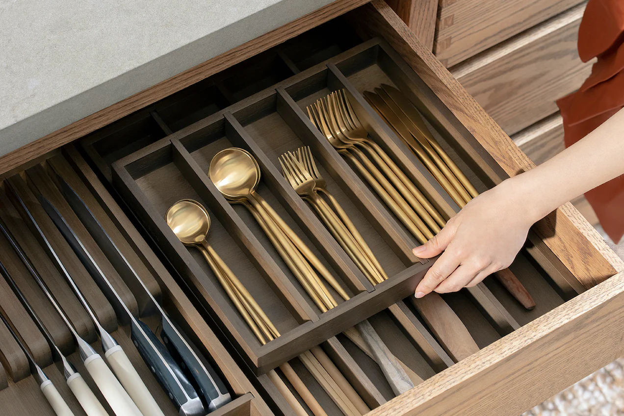 How Should Flatware Be Stored