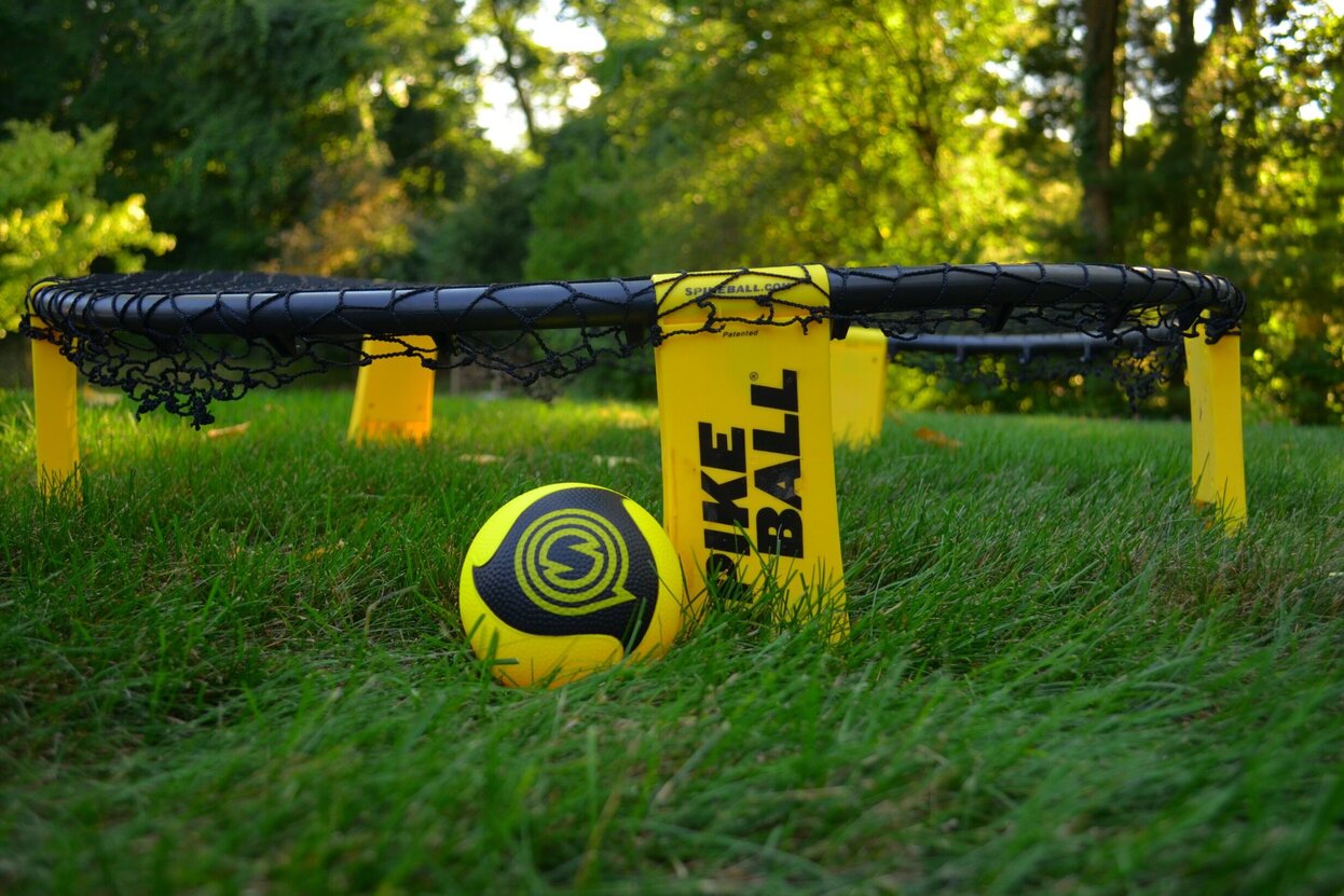 How Tight Should Spikeball Net Be?
