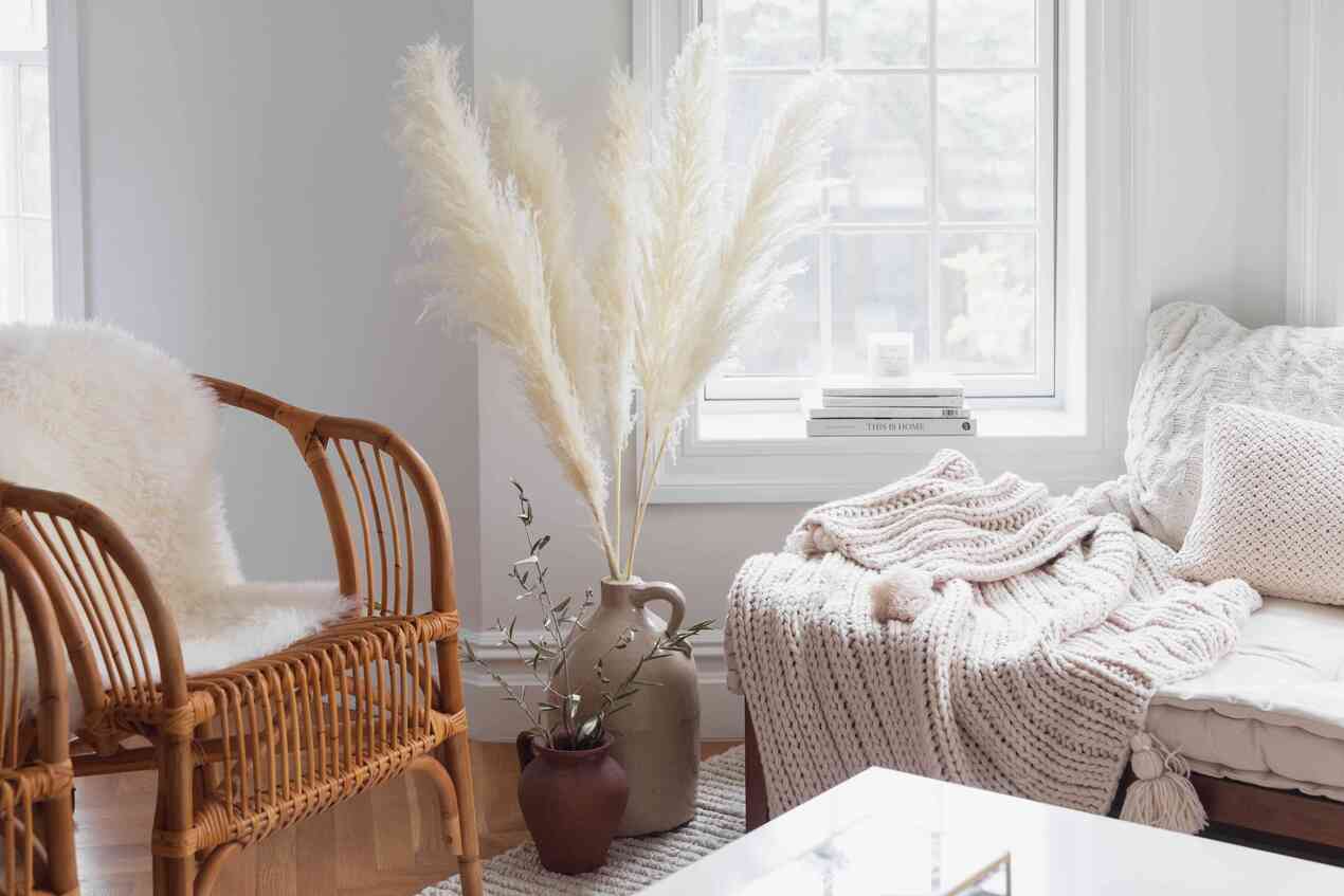 How To Arrange Pampas Grass In A Vase