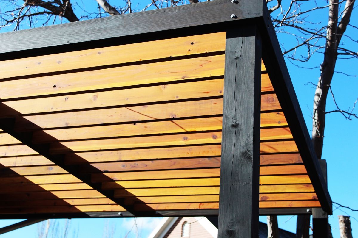 How To Attach Rafters To Beam On A Pergola