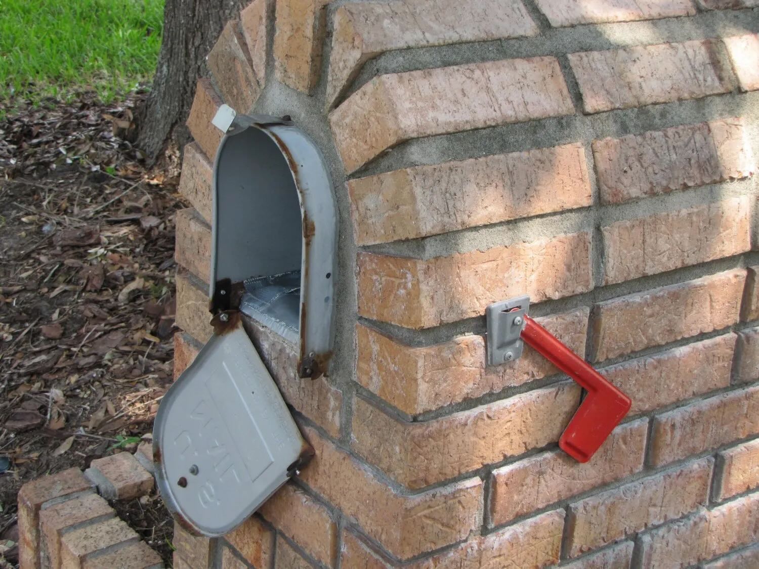 How To Build A Brick Mailbox Enclosure