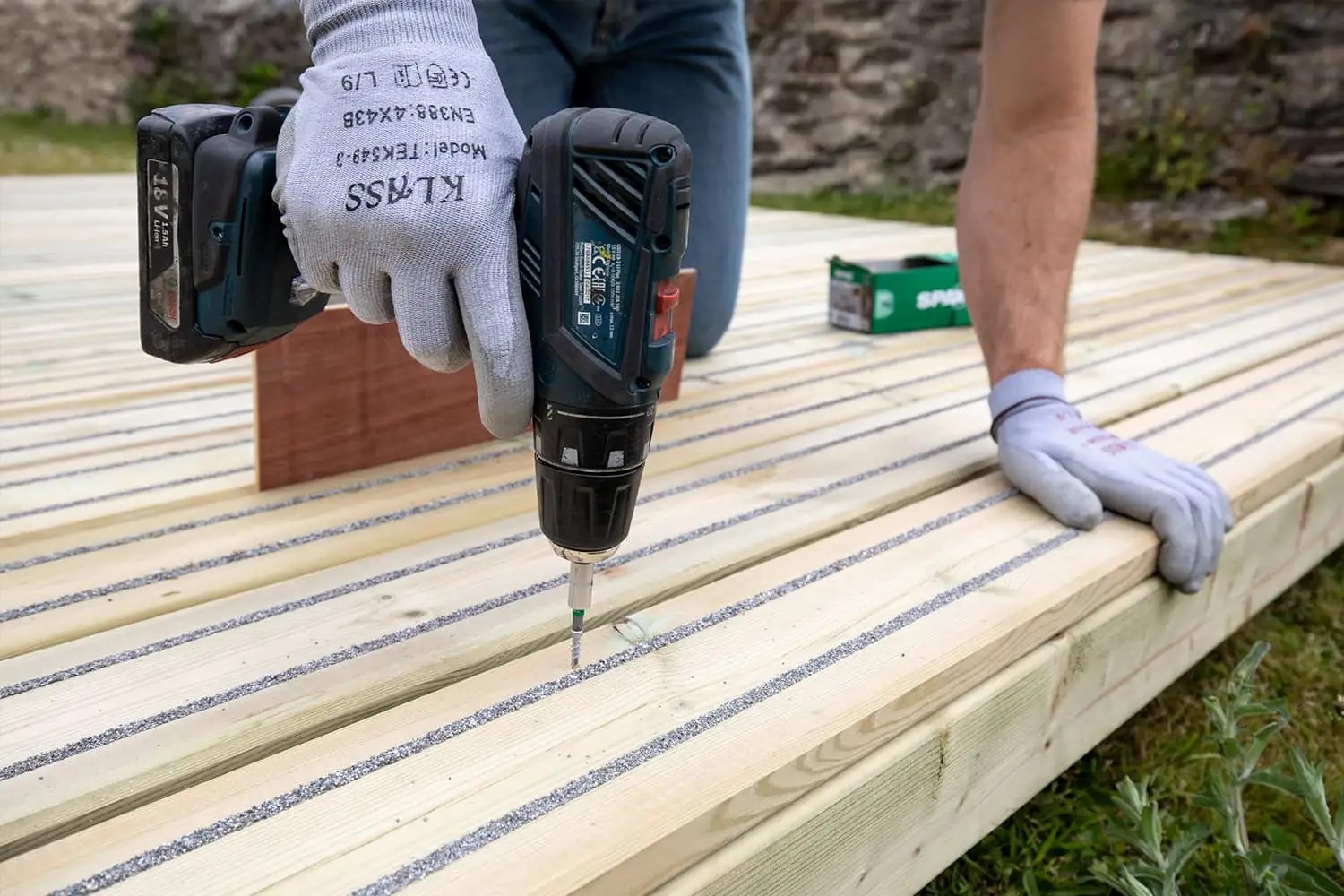 How To Build A Deck With Composite Decking