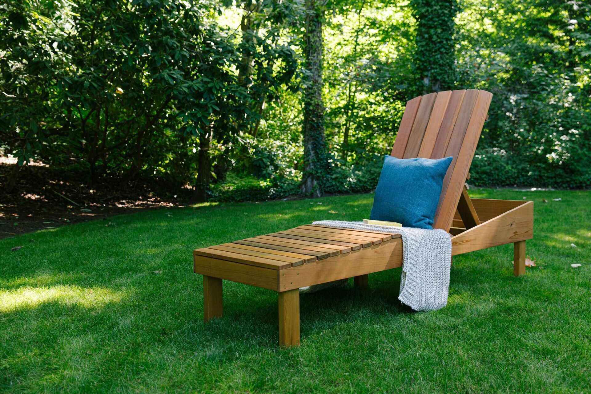 How To Build An Outdoor Lounge Chair
