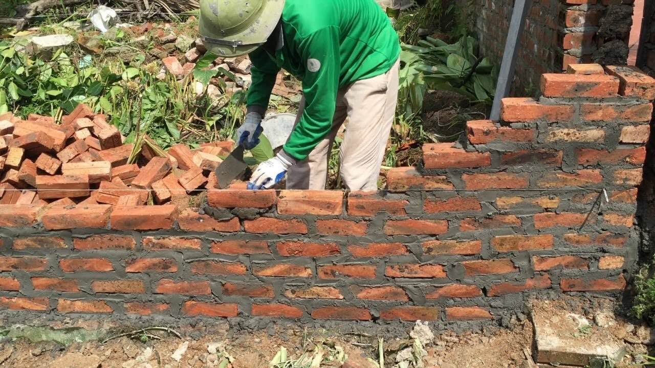 How To Build Brick Wall