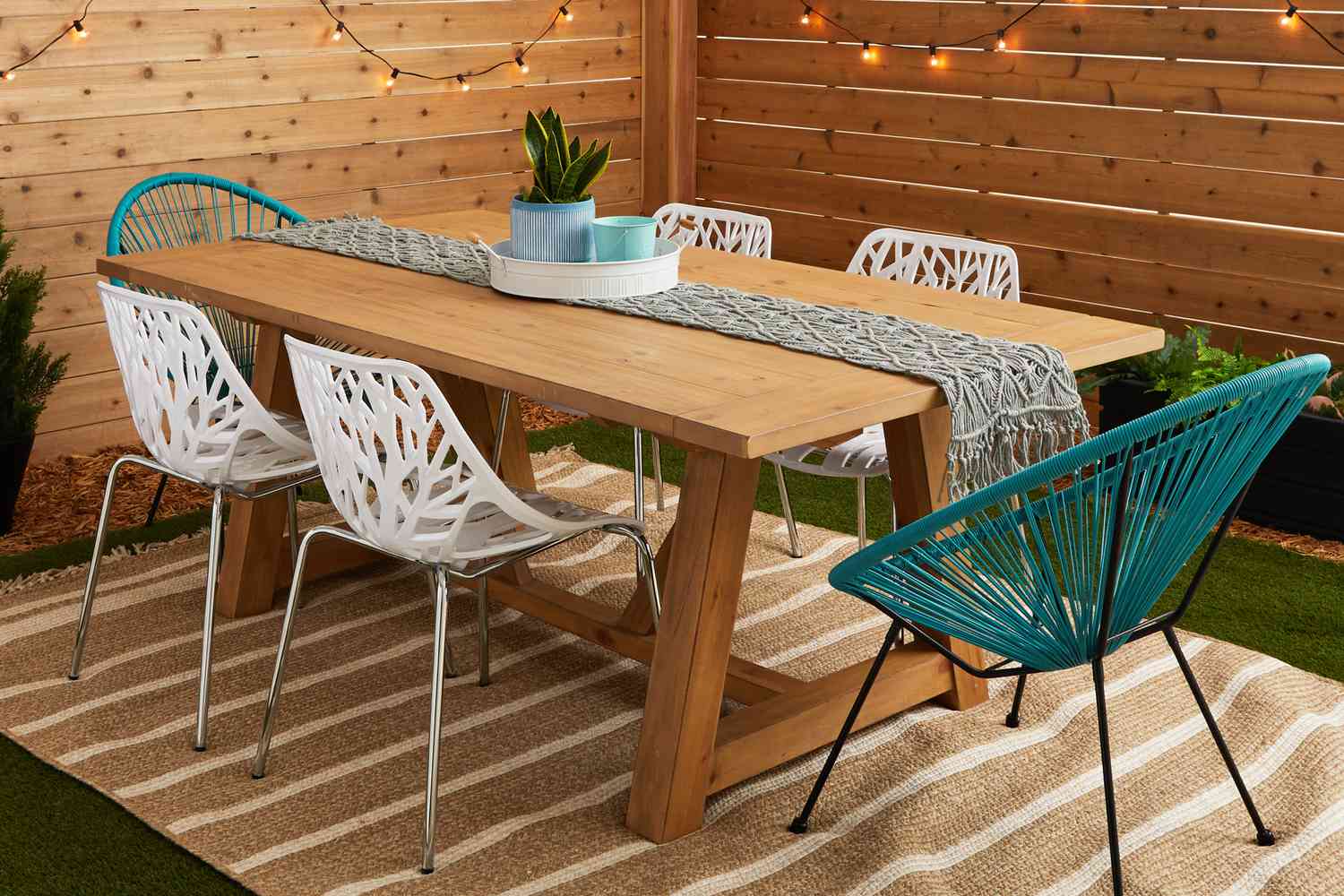 How To Build Outdoor Dining Furniture