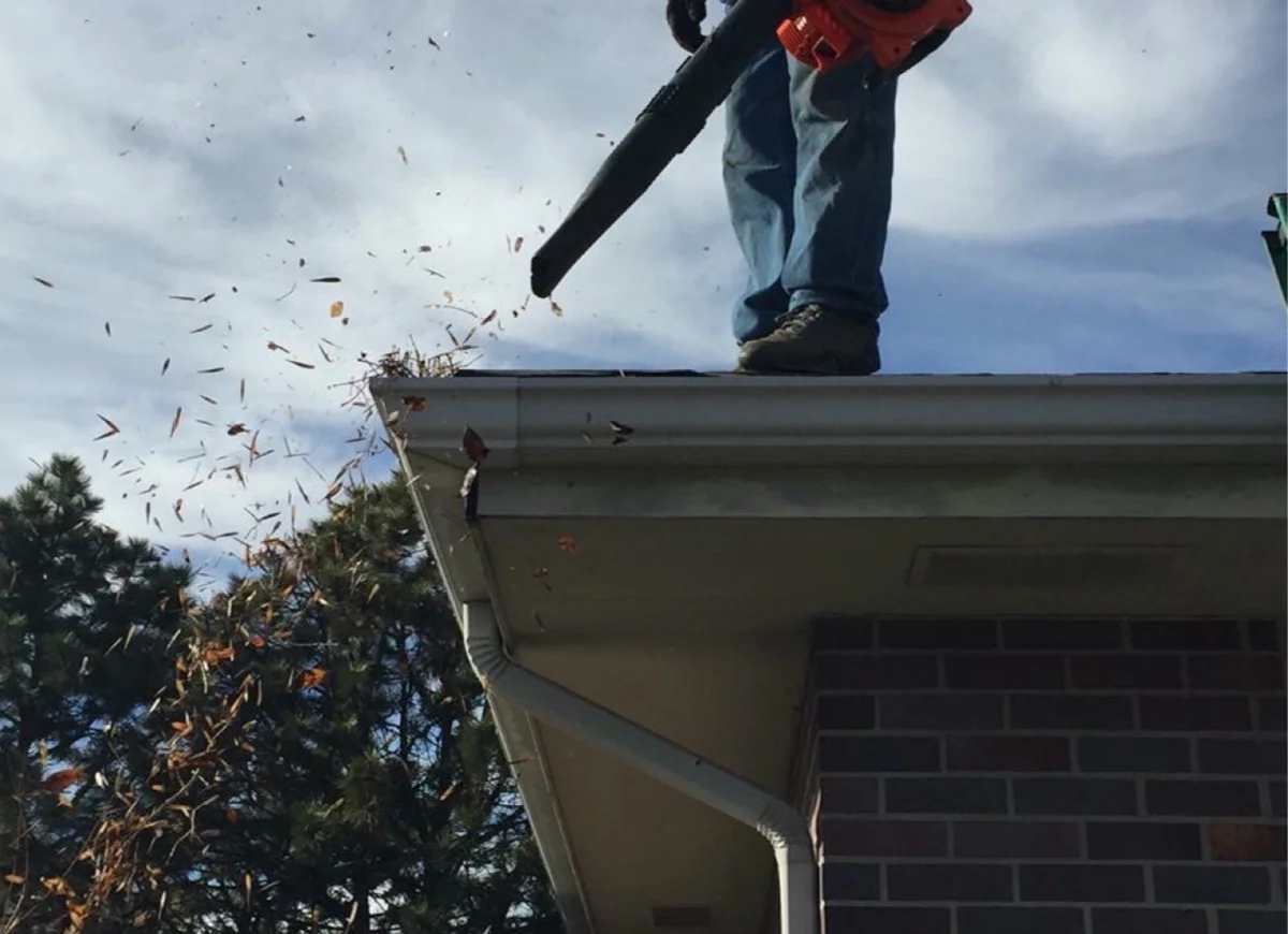 How To Clean Gutters With A Leaf Blower