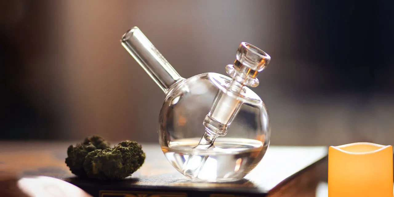 How To Clean Smoker Glass