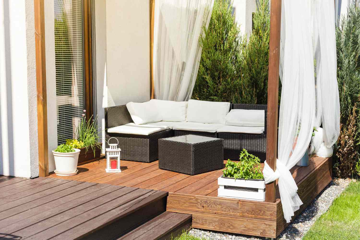 How To Close In An Outdoor Patio