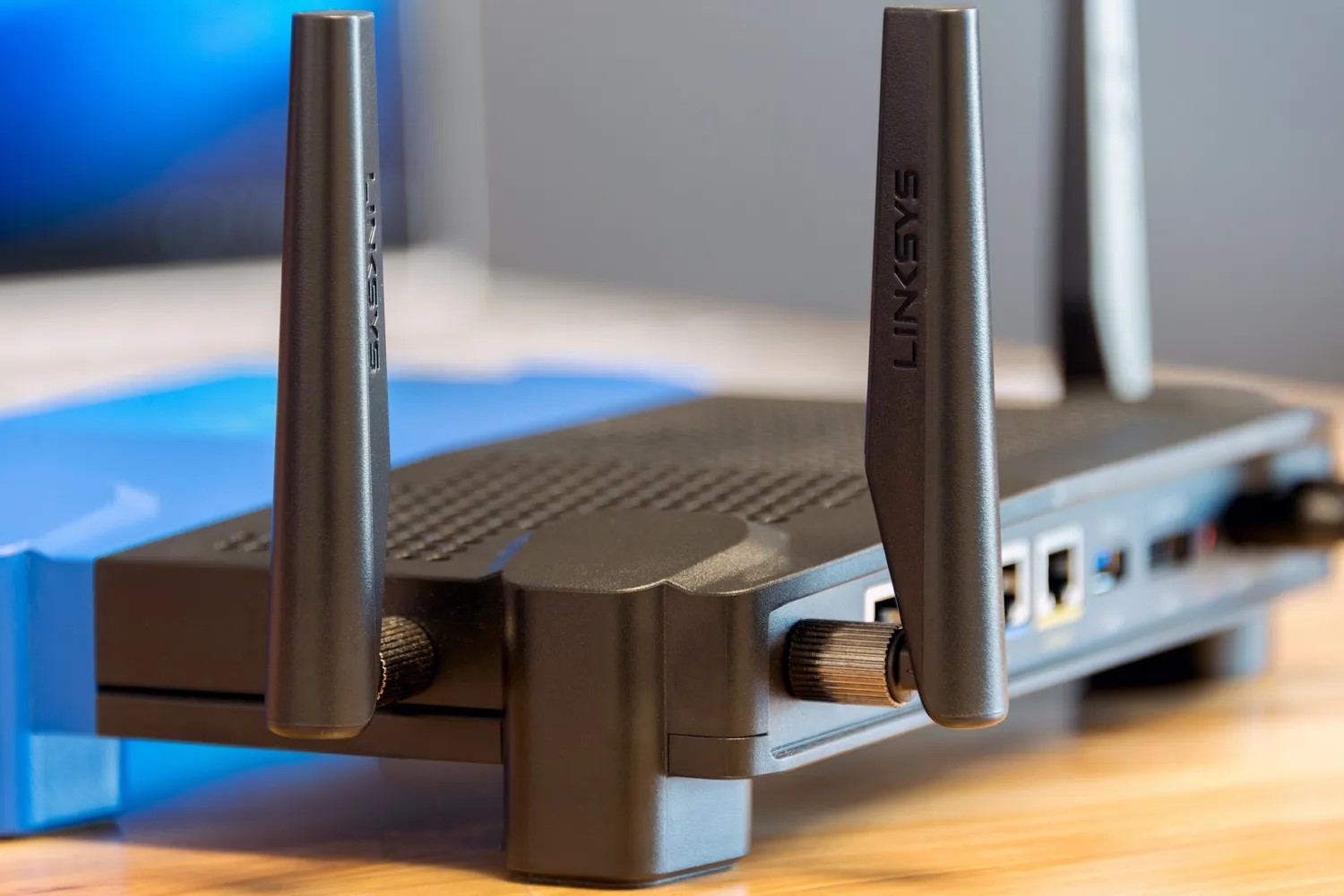 How To Connect Antenna To Wi-Fi Router