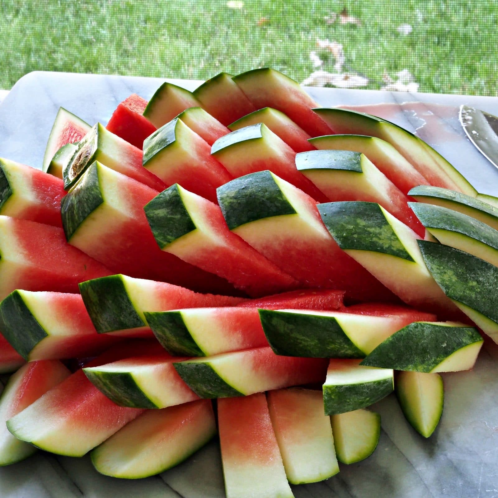 How To Cut A Watermelon For A Picnic