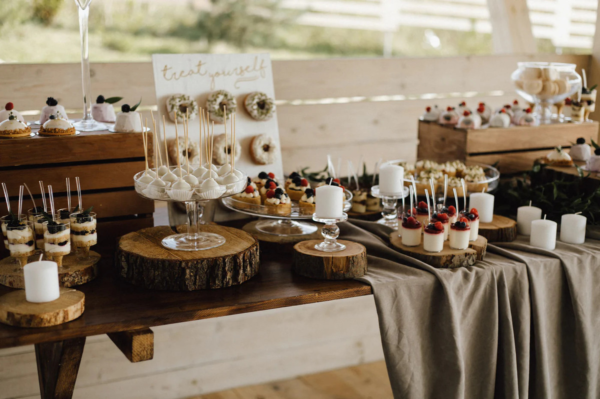 How To Decorate A Dessert Buffet Table