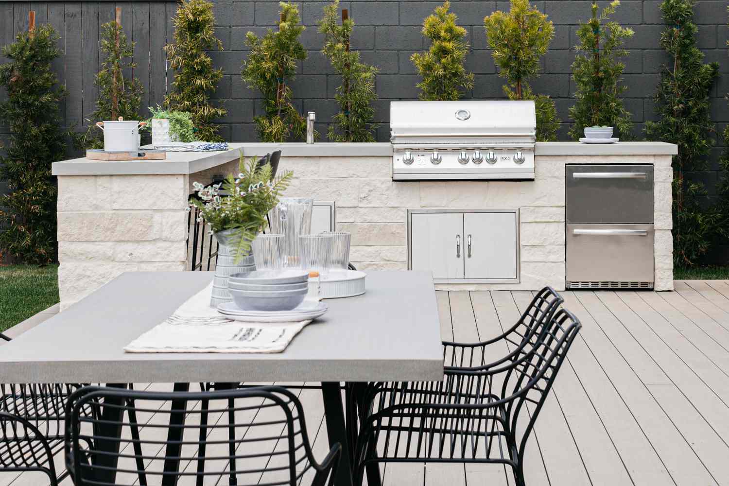 How To Design An Outdoor Kitchen