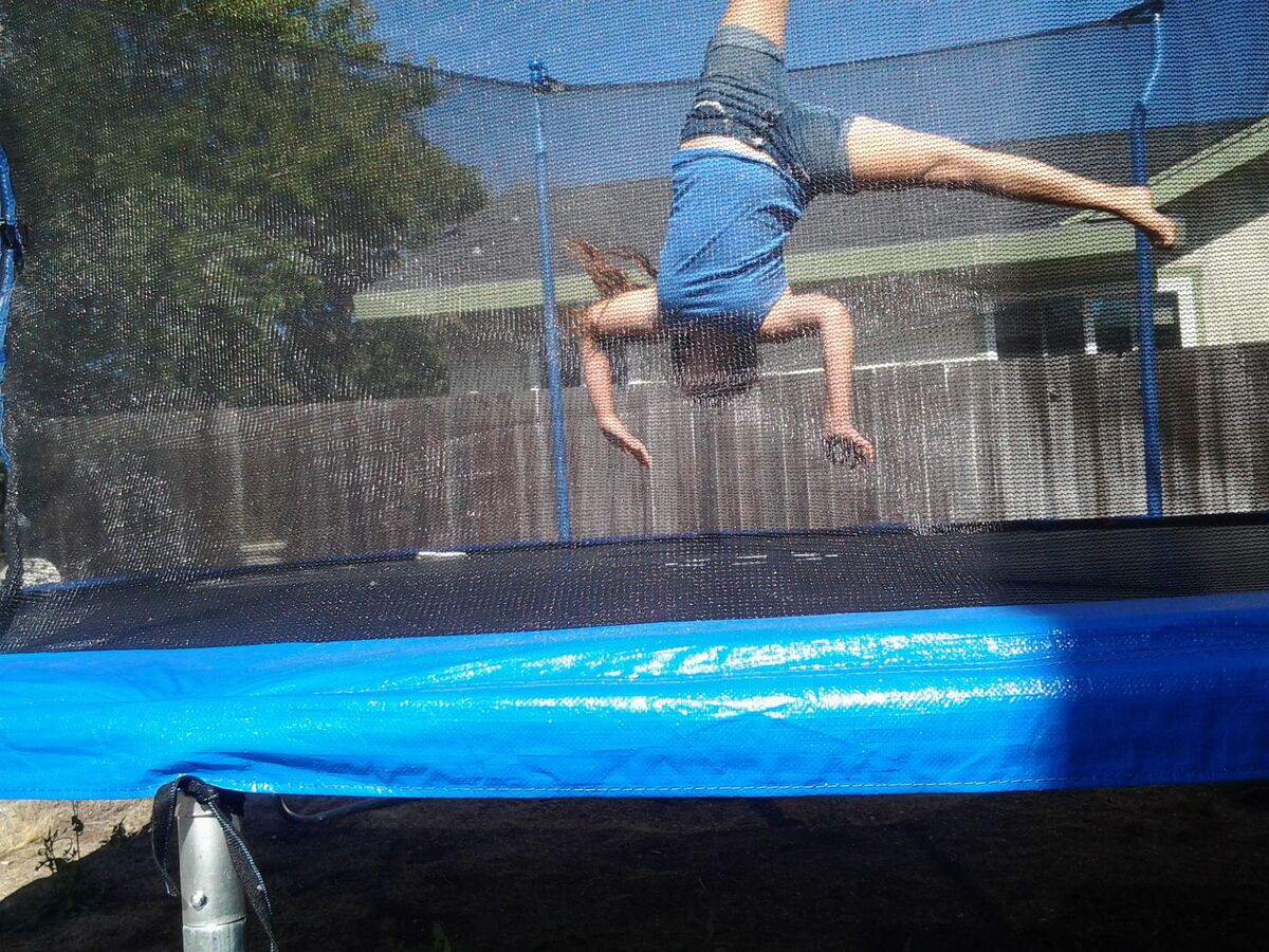 How To Do An Aerial On A Trampoline